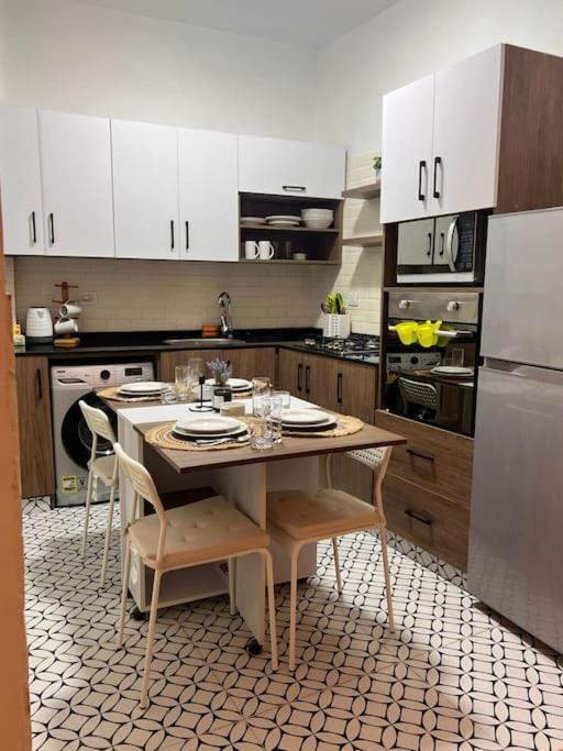 Apartamento 2 Bedroom In The Center Of