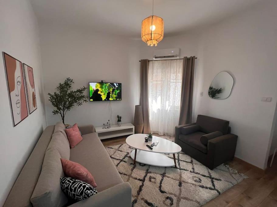 2 Bedroom In The Center Of Cairo