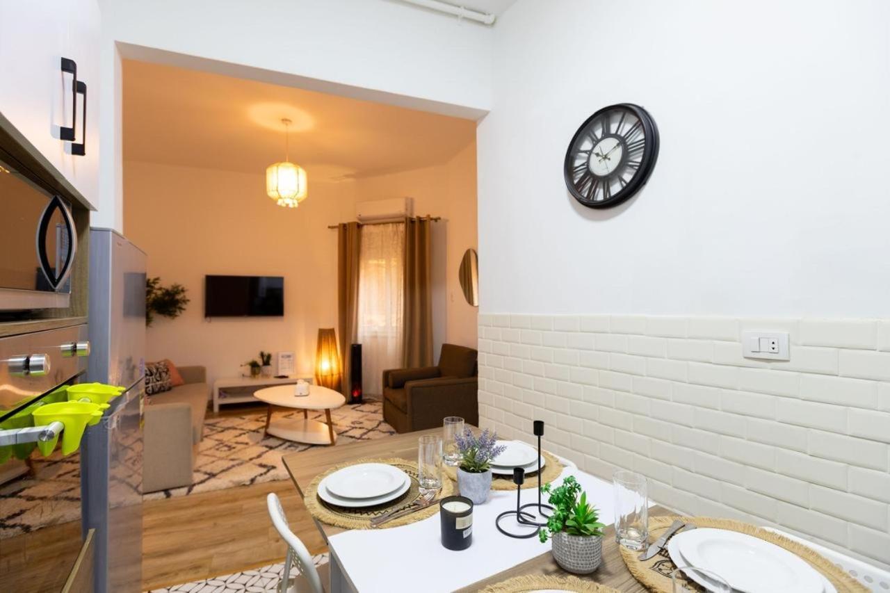 2 Bedroom In The Center Of Appartement
